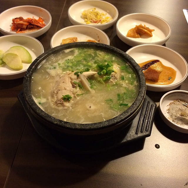 And then the actual entree showed up — samgyetang!