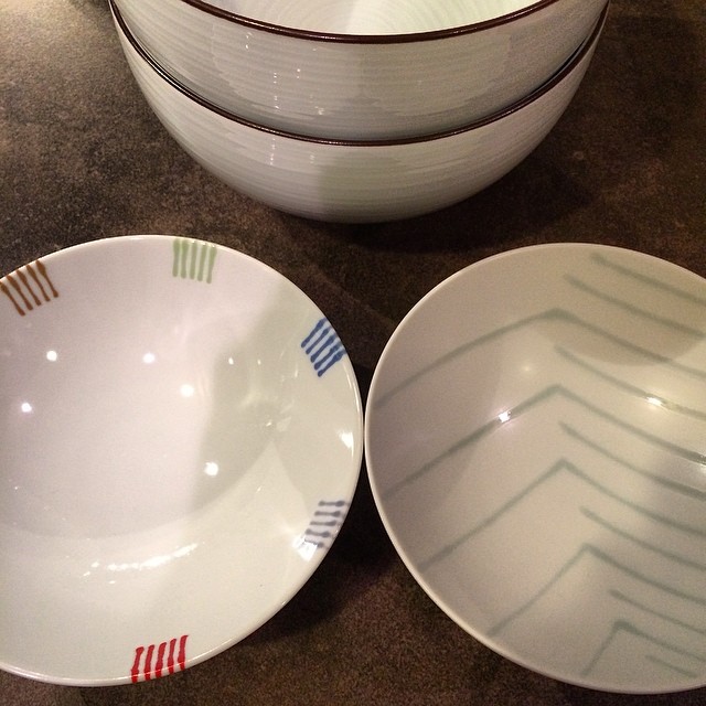 Verrrrry happy with our growing Hakusan collection. Dishes for a lifetime. ^___^